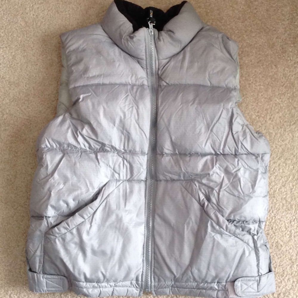 New York & Company Puffer Vest